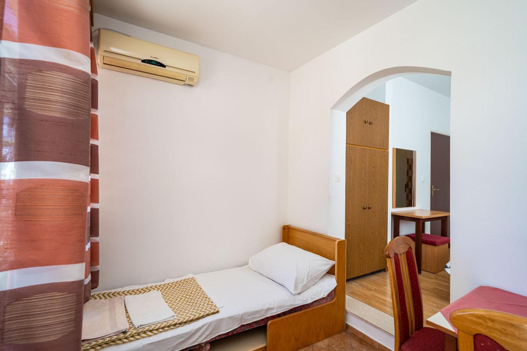 Apartments Klis مْليني الغرفة الصورة