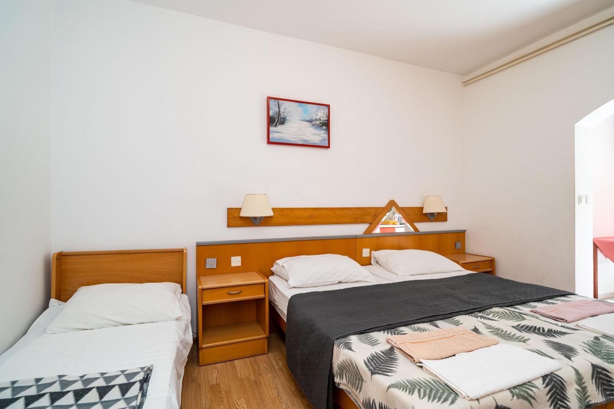 Apartments Klis مْليني الغرفة الصورة