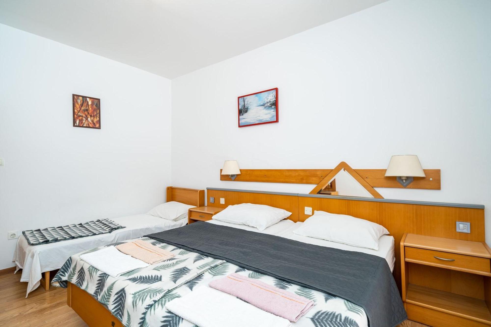 Apartments Klis مْليني الغرفة الصورة