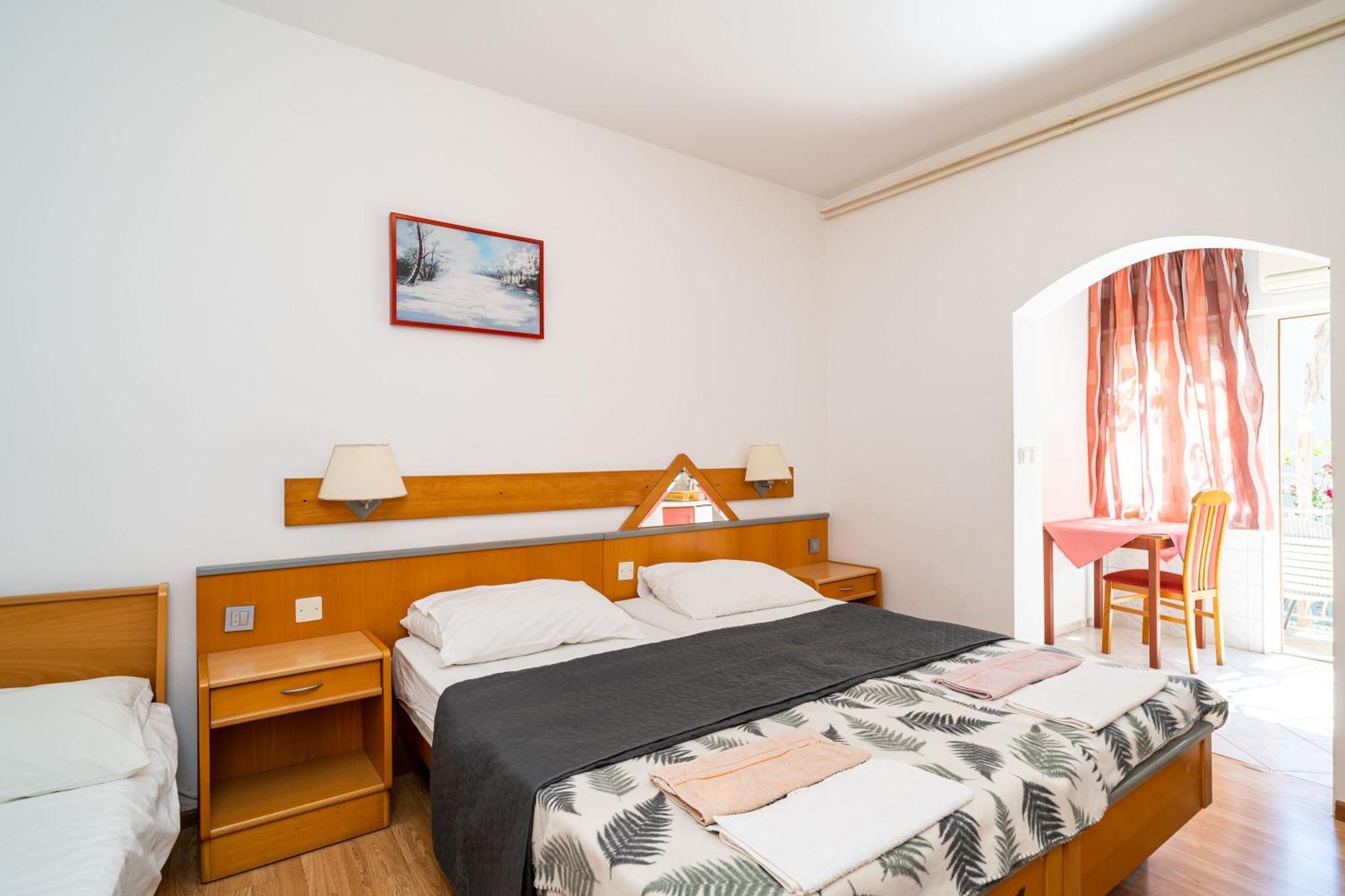 Apartments Klis مْليني الغرفة الصورة