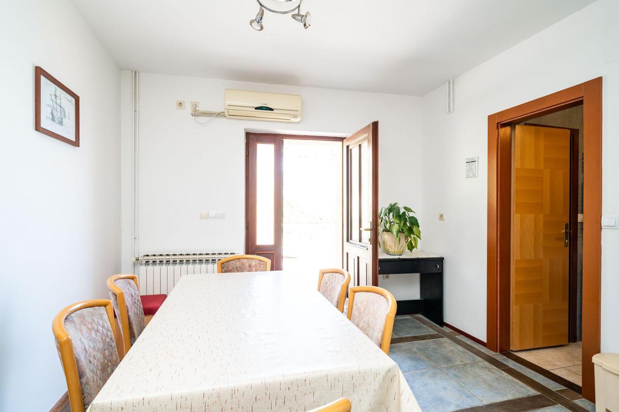 Apartments Klis مْليني الغرفة الصورة