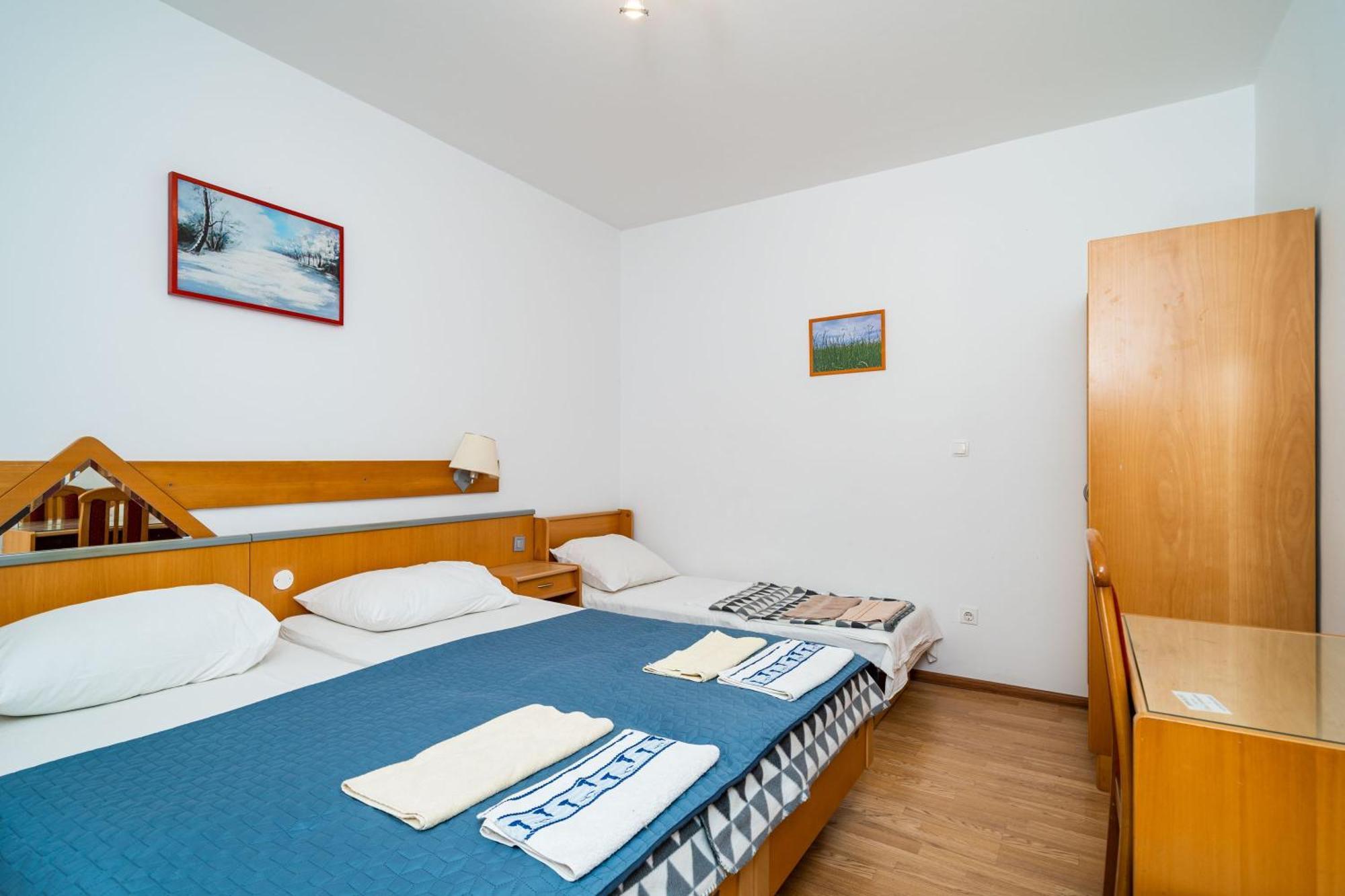 Apartments Klis مْليني الغرفة الصورة
